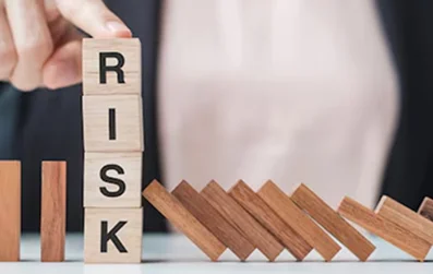 Minimize-Risk-Avoid-Pitfalls